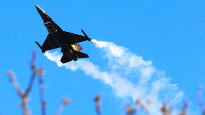 SOLOTÜRK üniversite öğrencileri için uçtu