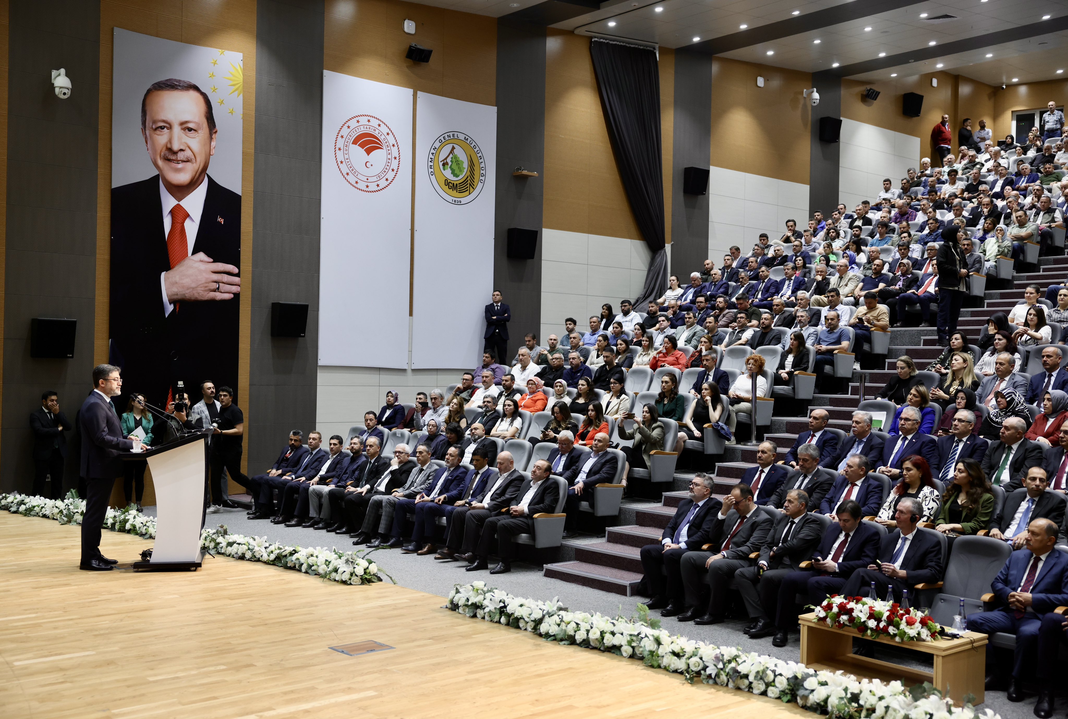 Bakan Yumaklı: "Orman yangınlarıyla mücadeleye hazırız"
