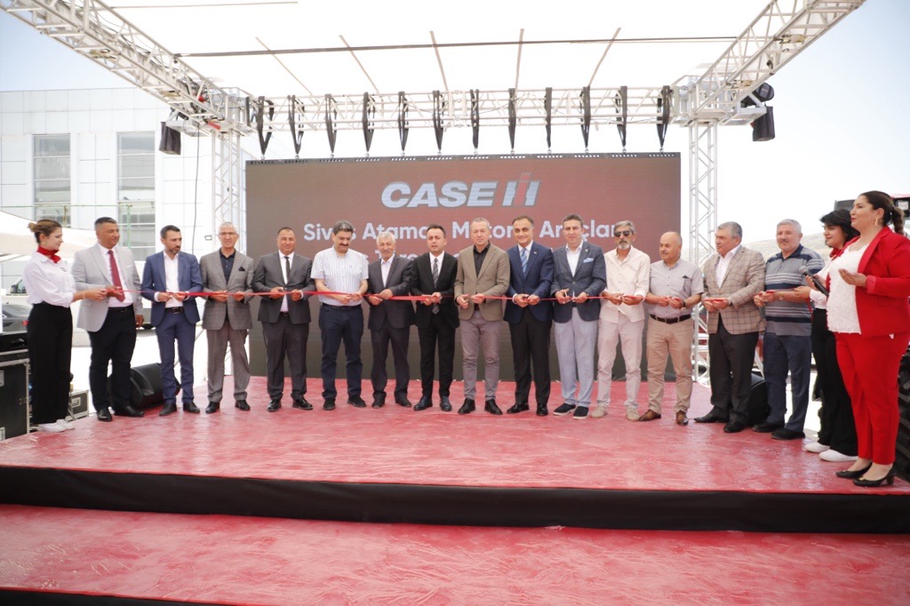 Sivas Ataman Case IH 3S Plaza açıldı
