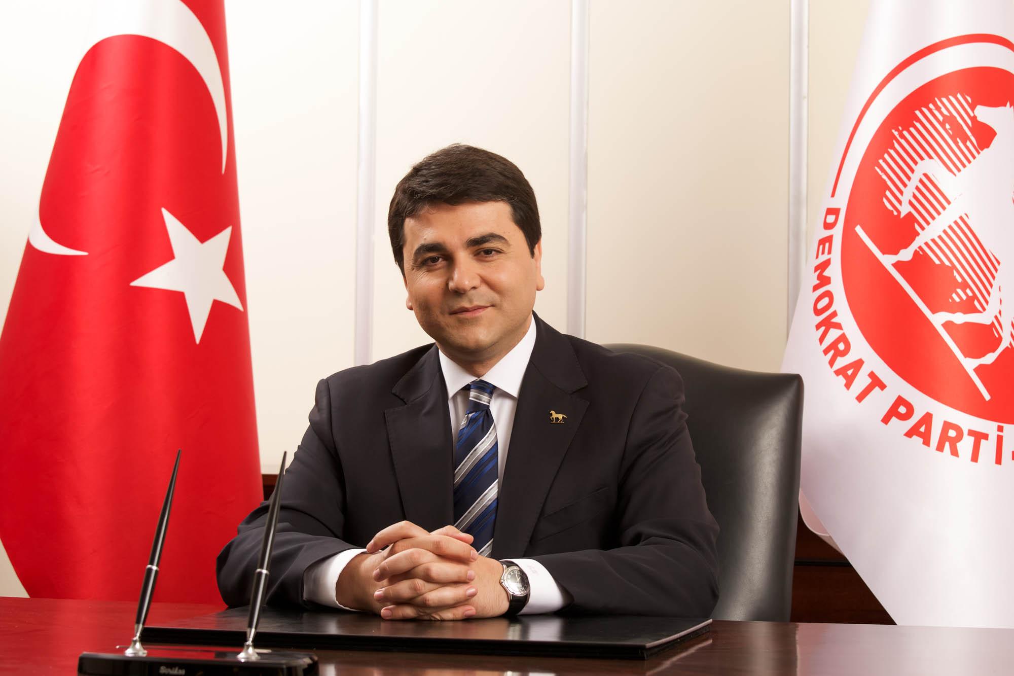 DP Genel Başkanı Uysal: "AKP’nin derdi siyaseti/toplumsal alanı kriminalize etmek"