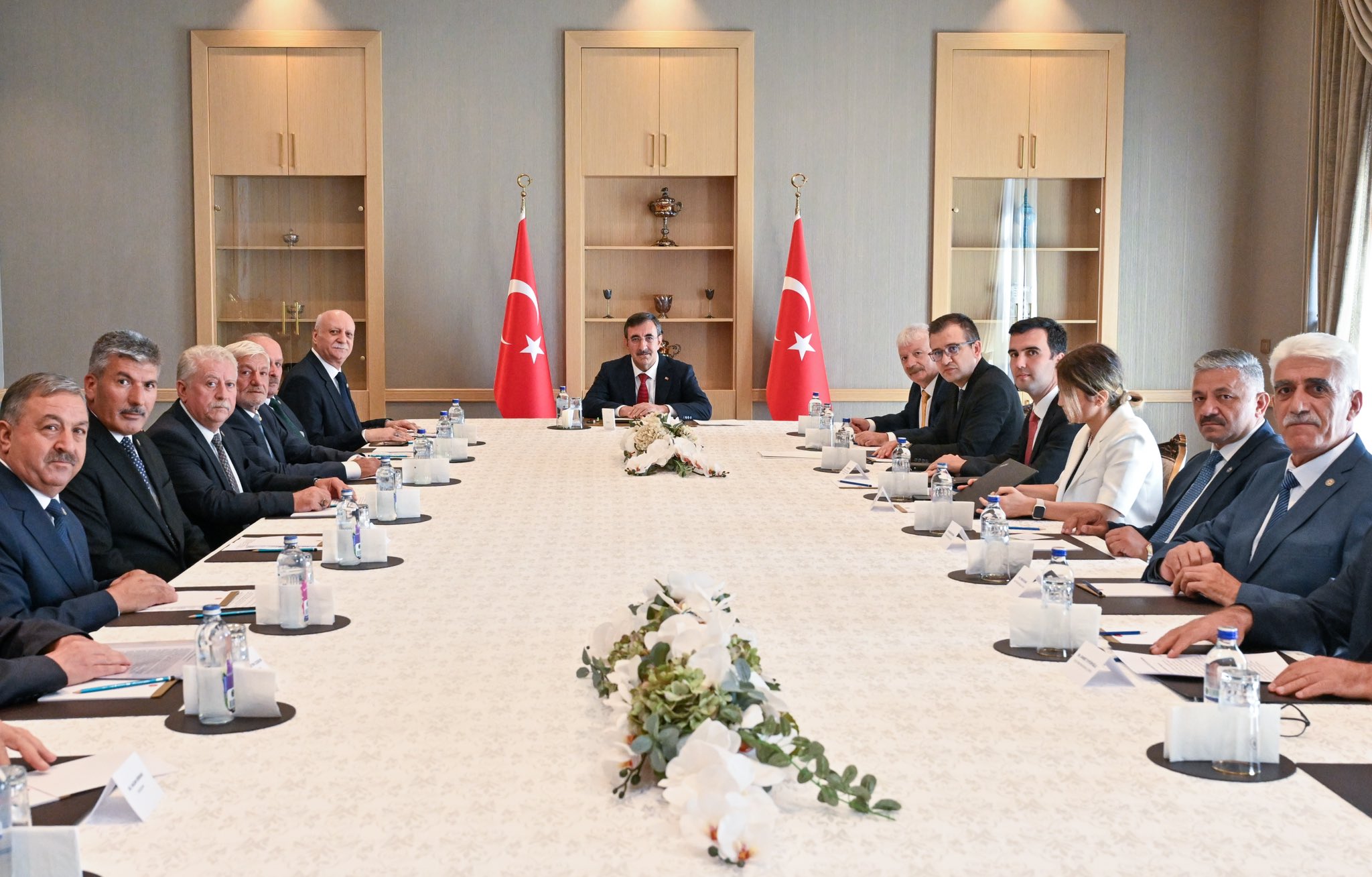 TZOB'dan Cumhurbaşkanı Yardımcısı Yılmaz'a ziyaret