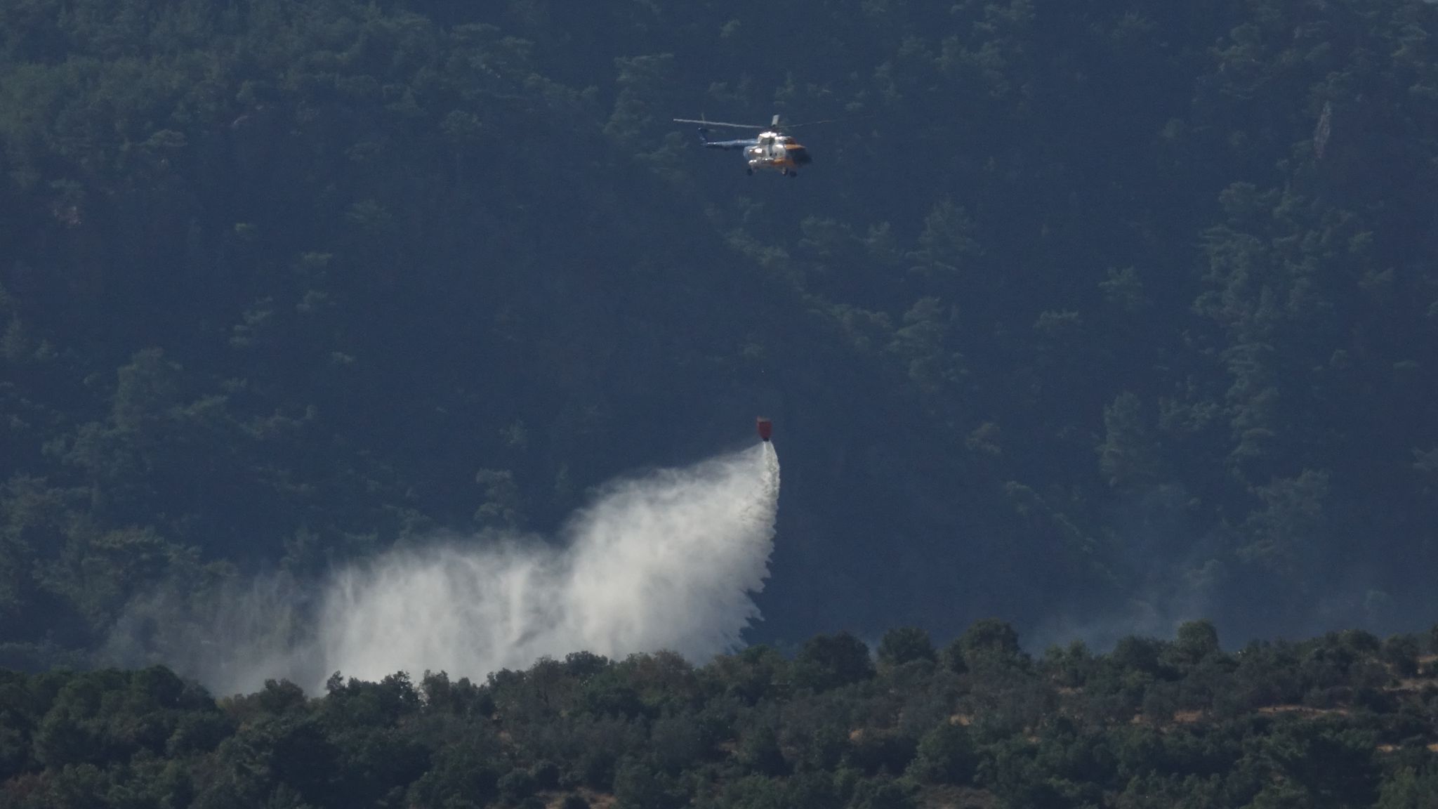 Yangın helikopteri kırıma uğradı