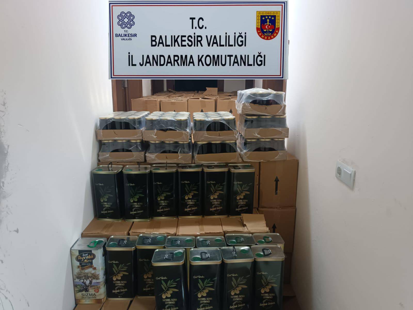 Balıkesir'de 20 ton sahte zeytinyağı ele geçirildi