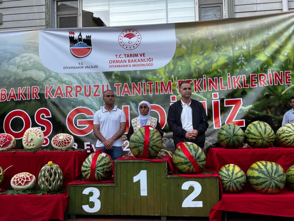 48,7 kilogram karpuzuyla 30 bin lira kazandı