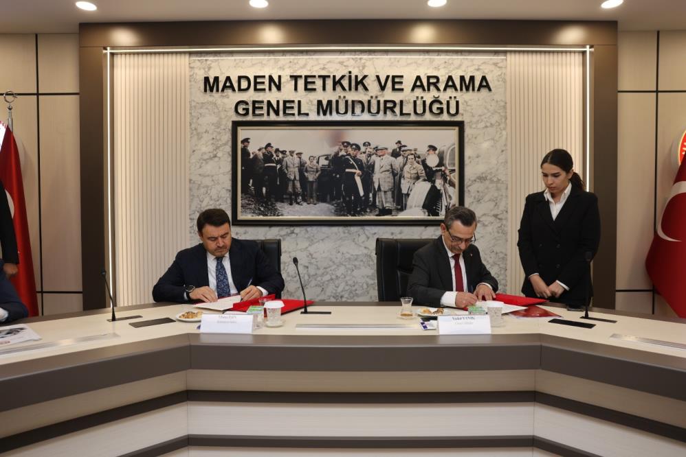 20 bin ton sebze üretilecek Simav'ın seraları için 9 jeotermal kuyu açılacak