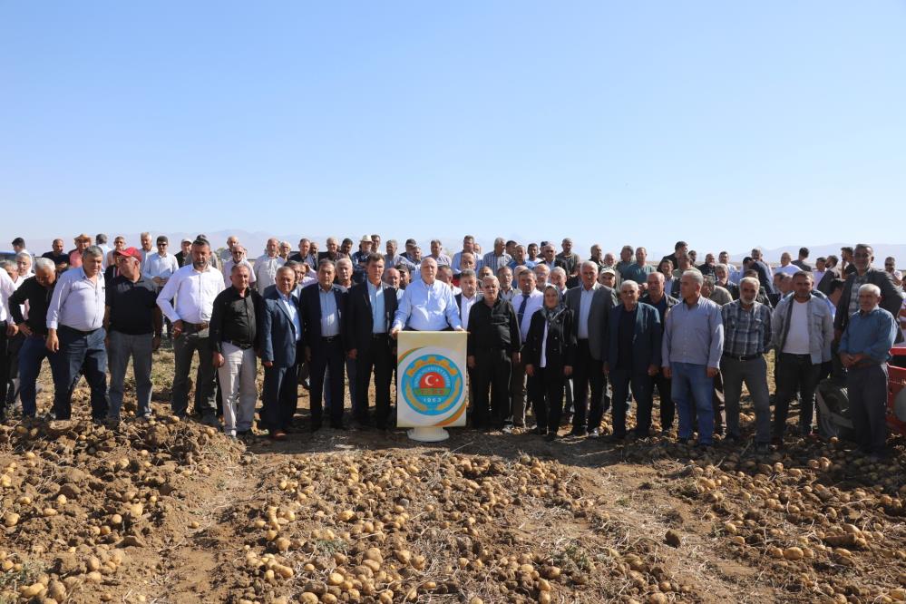 TZOB: Patates üreticisi fiyatların düşmesi endişesini yaşıyor