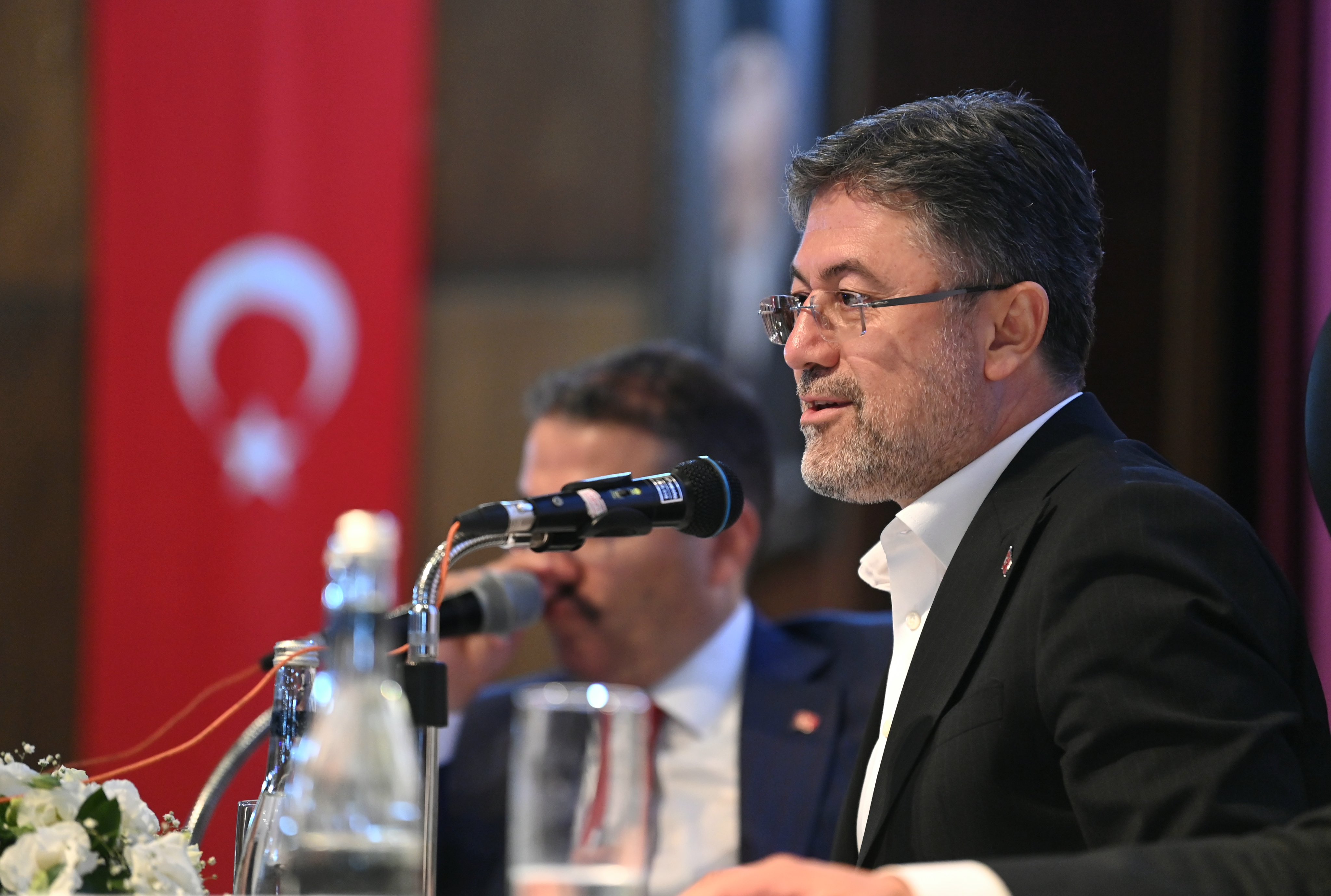 Tarım ve balıkçılıkta 211 projeye 1,9 milyar liralık destek