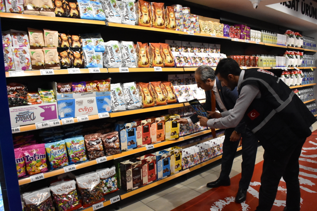 Fahiş fiyat denetimlerinde işletmelere ceza yağdı