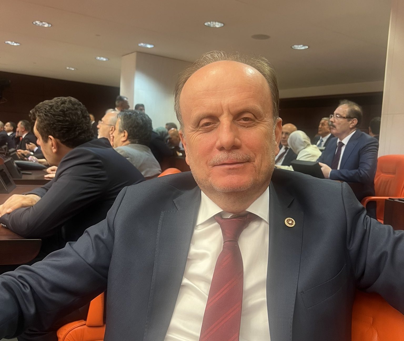 AK Parti'li Baykan: "Avrupa'nın inekleri Türk samanı yiyor"