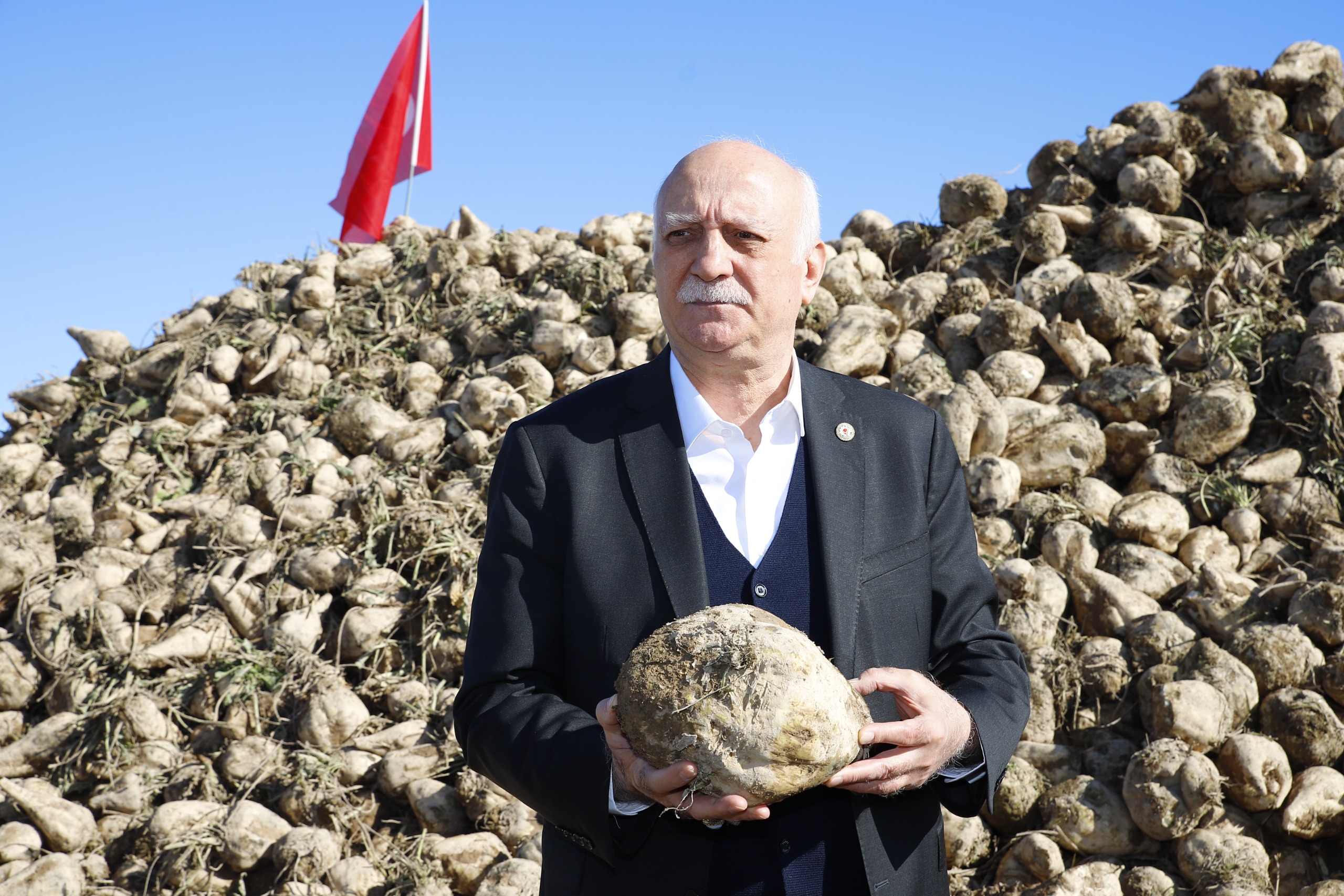 TZOB Başkanı Bayraktar: "Birçok üründe maliyet seviyesinde fiyat açıklandı"