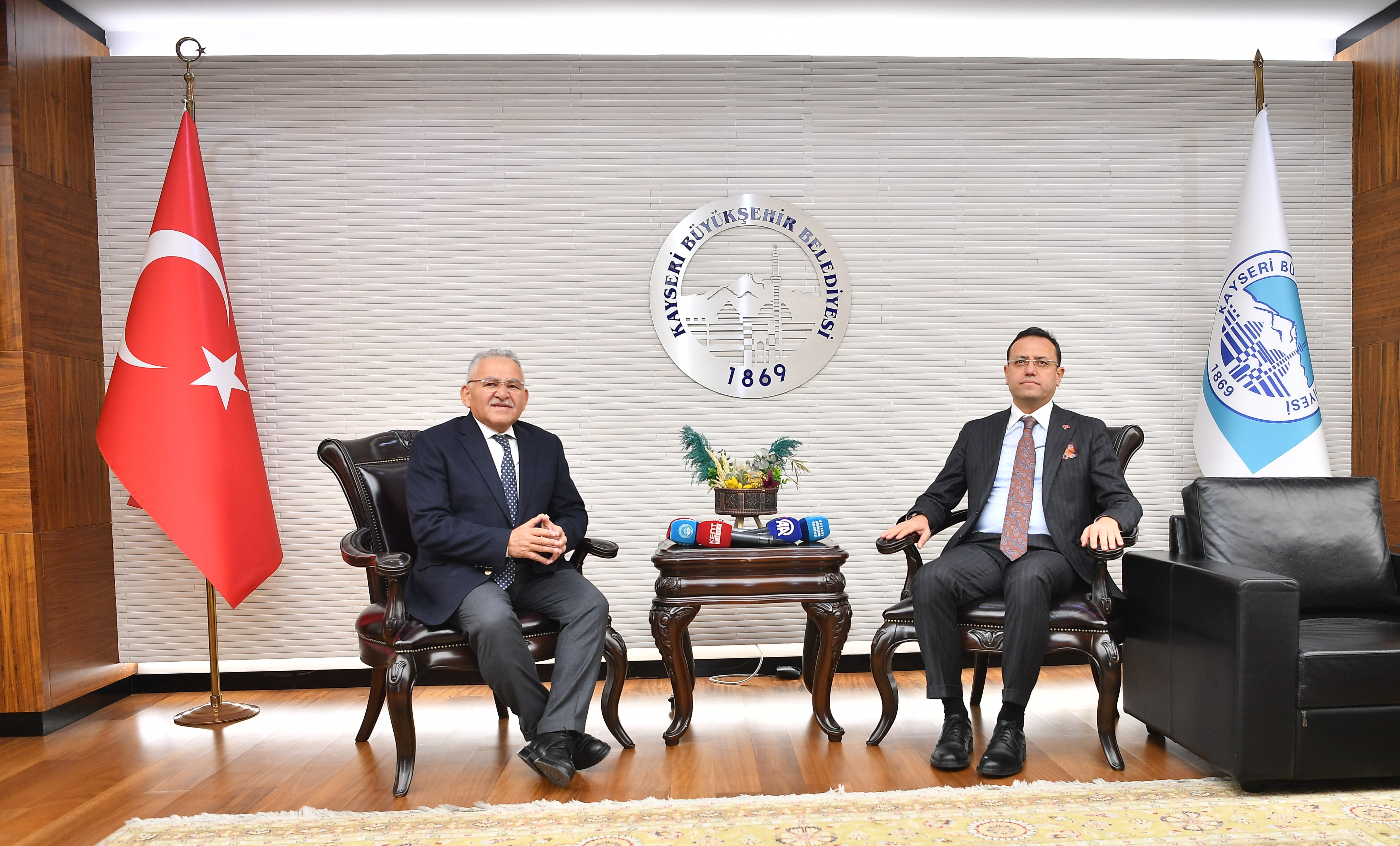Tarım Bakan Yarımcısı Gizligider, Kayseri Büyükşehir'i tarım yatırımları dolayısıyla kutladı