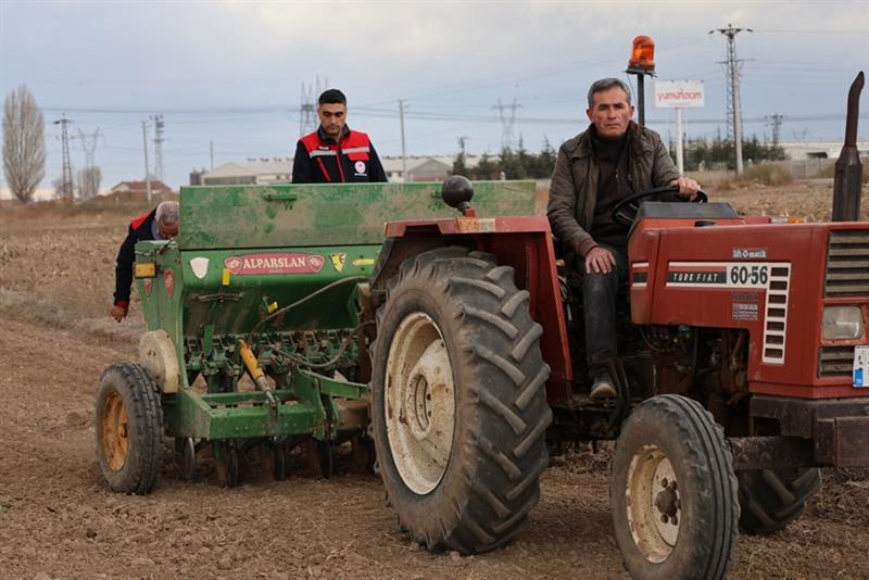 Afyonkarahisar'da yüzde 50 hibeli 300 ton buğday tohumu dağıtıldı