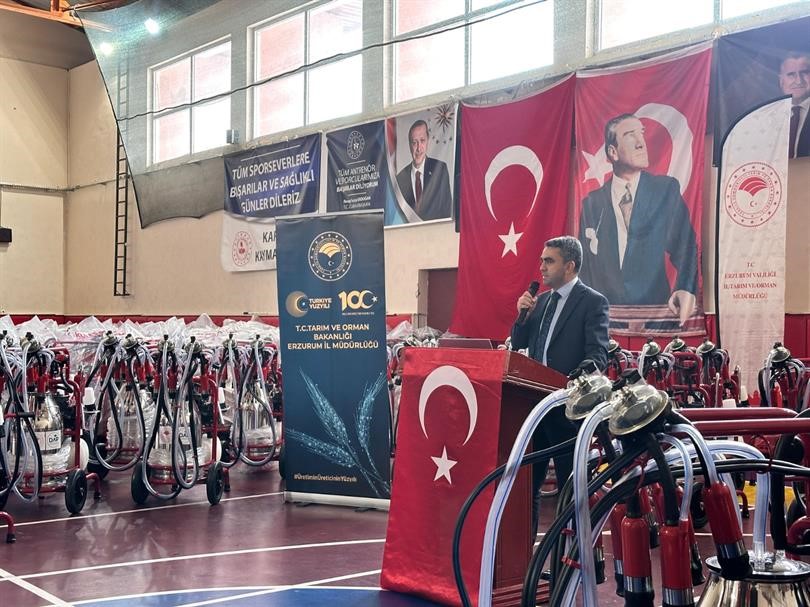 Erzurum'da 248 üreticiye süt sağım makinesi dağıtıldı