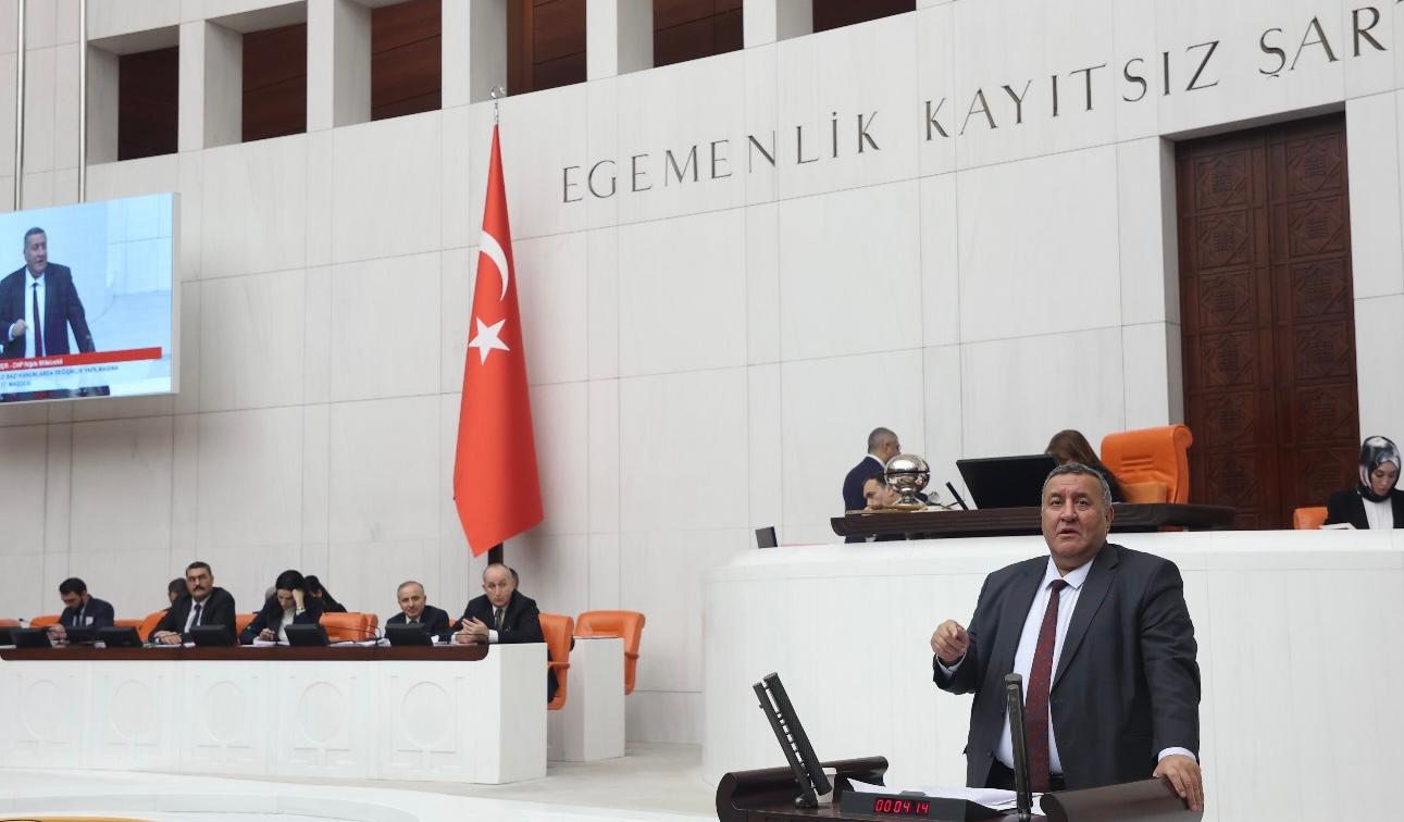 CHP'li Gürer: "Köy Kanunu'nda 1'inci madde dışında köyle ilgili husus yok"