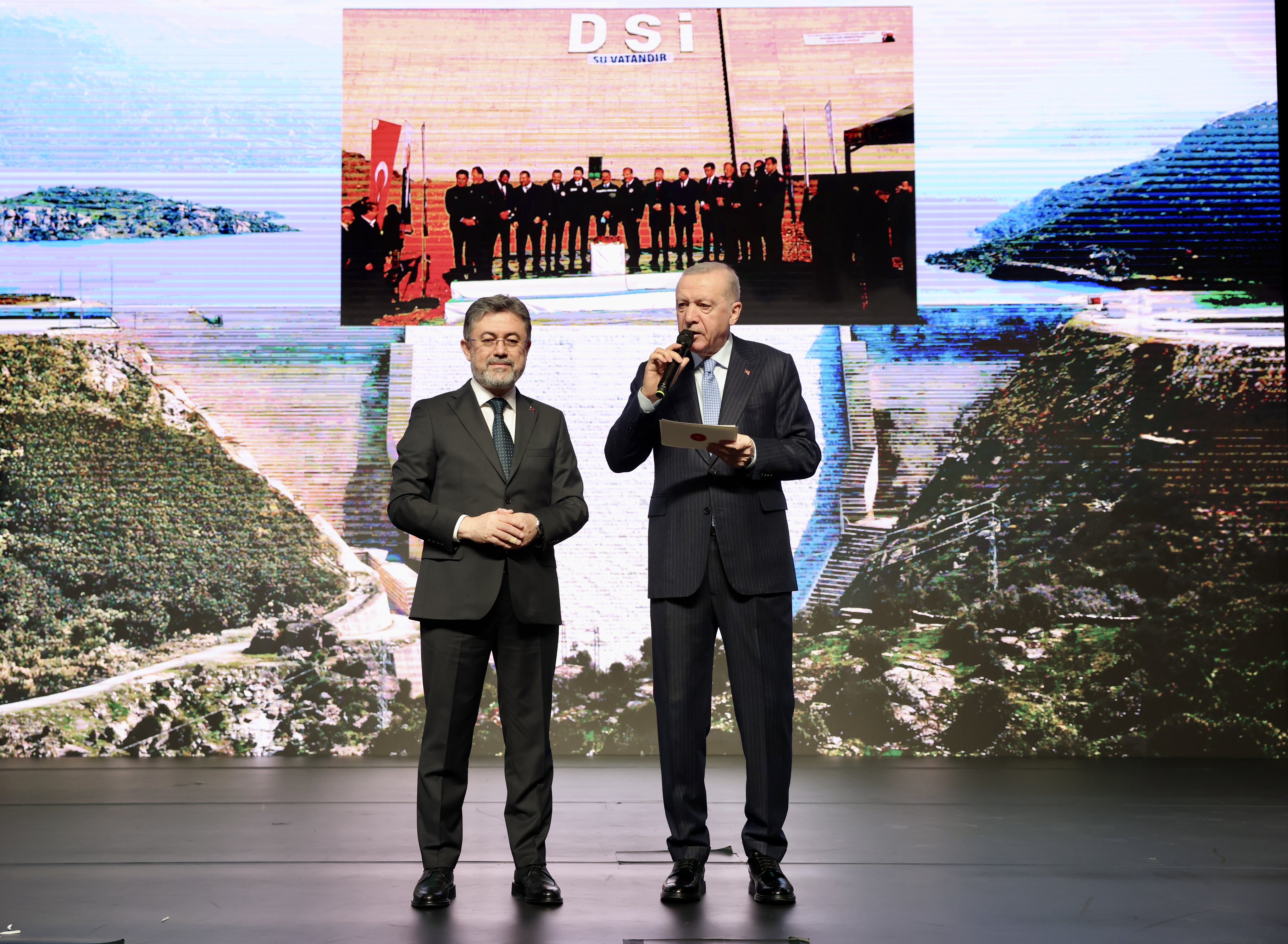Bakan Yumaklı: "2025'te 512 milyon metreküp kapasiteli 52 baraj ve gölet inşa edeceğiz"