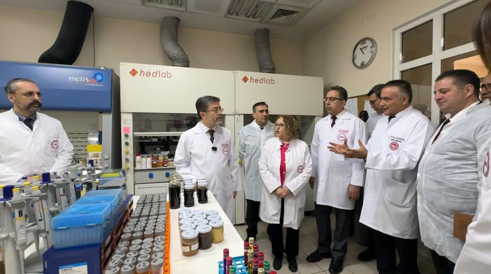 Bakan Yumaklı: "3 yılda pestisit kalıntı oranı yüzde 35 azaltıldı"