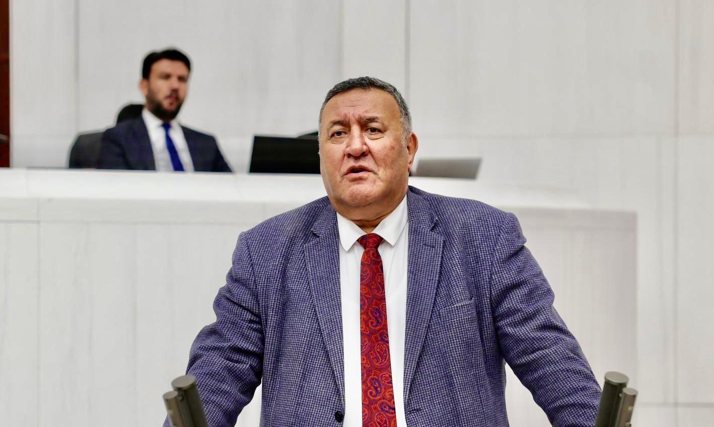 CHP'li Gürer: "Gübrede fahiş fiyatı Gübretaş ile Cengiz ve Yıldız Holding yapıyor"