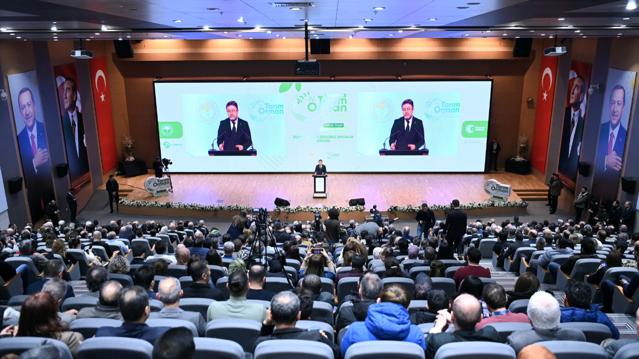 Bakan Yumaklı: "Artık, ağacın gölgesi odunundan ölçülemeyecek kadar çok daha kıymetli"