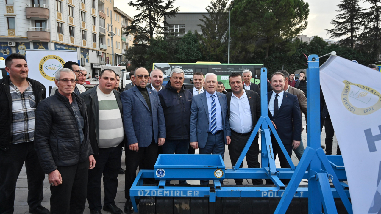 Bursa Büyükşehir'den kırsaldaki üreticilere ekipman desteği