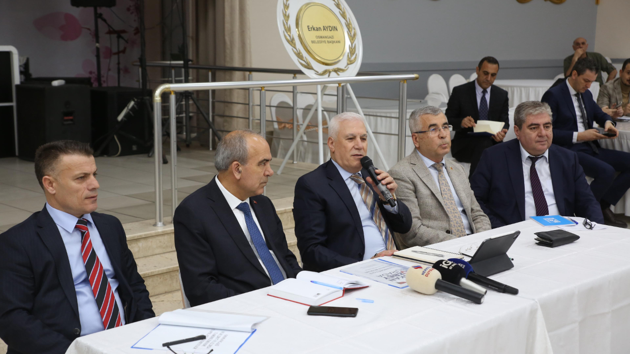 Nilüfer Çayı'na kaçak deşarj noktaları beton dökülerek kapatılıyor