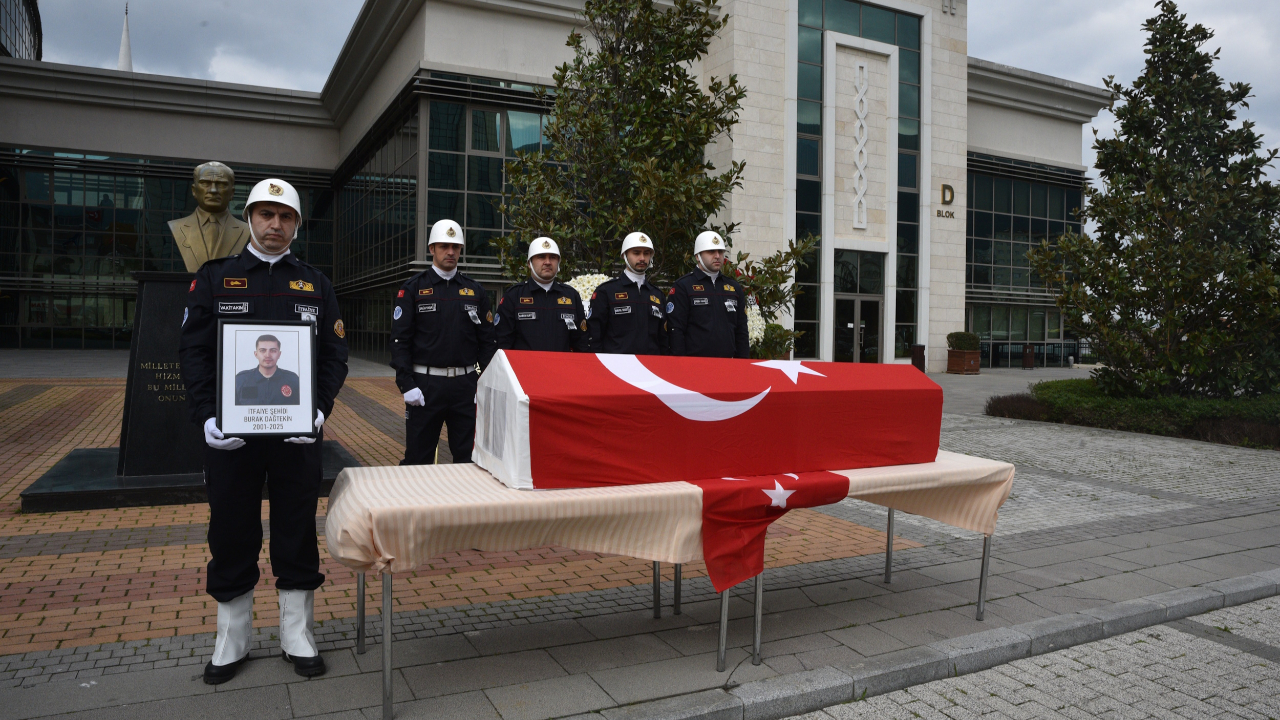 Bursa'da şehit itfaiye eri için cenaze töreni düzenlendi