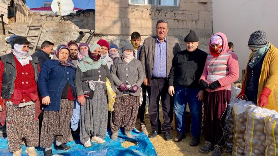 CHP'li Gürer, kadın tarım işçileri için Meclis araştırması istedi