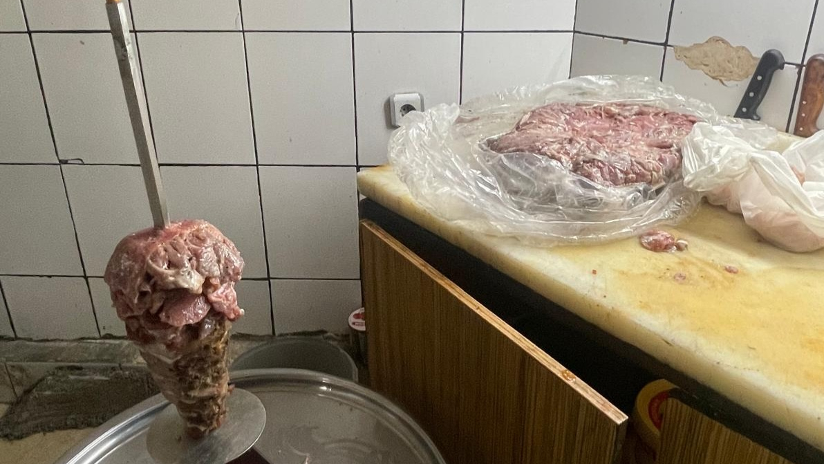 Bursa'da dönerciler denetleniyor