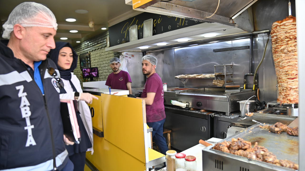 Manisa Büyükşehir'den sağlıklı gıda denetimleri