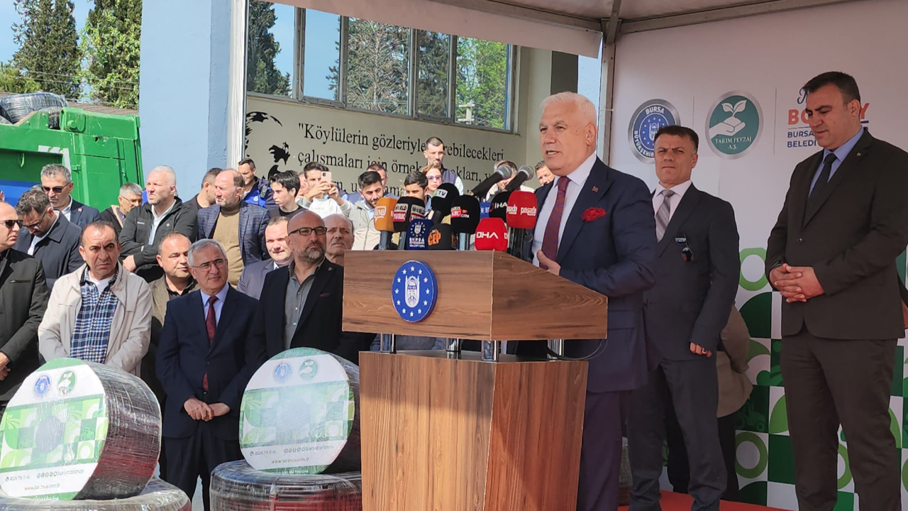 Bursa Büyükşehir çiftçilere sulama borusu dağıtımına başladı
