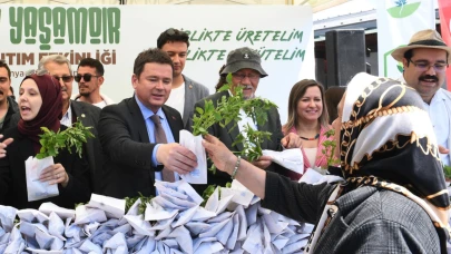 Osmangazi Belediyesi Çiftçiler Günü'nde ücretsiz fide dağıttı