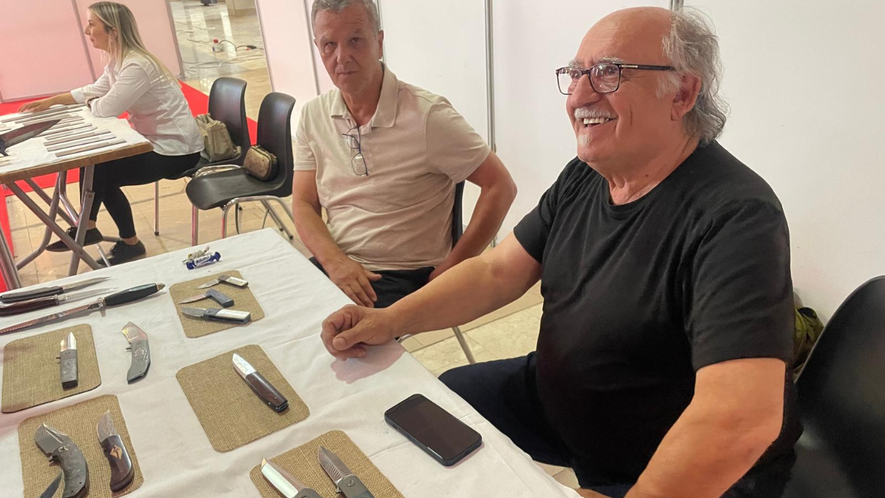 Bir resimle başladı 1200 avroluk çakılar yapıyor