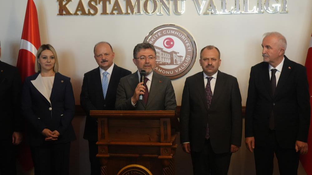 Bakan Yumaklı, "lütfen ateş yakmayın" diye uyardı