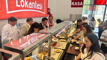 Osmangazi Belediyesi Ferdi Zeyrek anısına yemek dağıttı