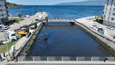 Bursa'da Karsak Deresi temizleniyor