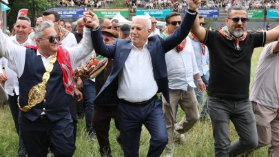 Tarihi Çalı Güreşleri, 800 pehlivanın katılımıyla başladı