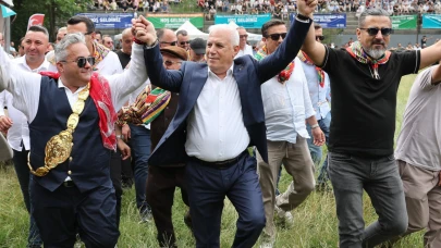 Tarihi Çalı Güreşleri, 800 pehlivanın katılımıyla başladı