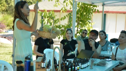 Balıkesir'in Aromaterapi Festivali şifa şölenine dönüştü