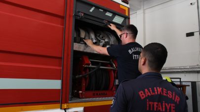 Balıkesir itfaiyesinden Sakarya'daki mücadeleye destek
