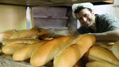 Bursa'da ekmeğe gramaj düşürülerek yüzde 20 zam yapıldı