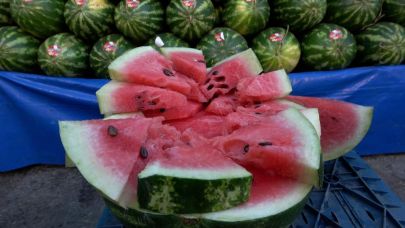 Karpuz tarlada 1 lira markette 8,4 lira