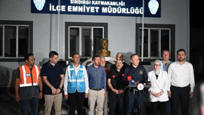 Balıkesir Büyükşehir ekipleri deprem bölgesinde