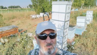 Kayserili arıcı 15'inci kattaki balkonunda arıcılık yapıyor