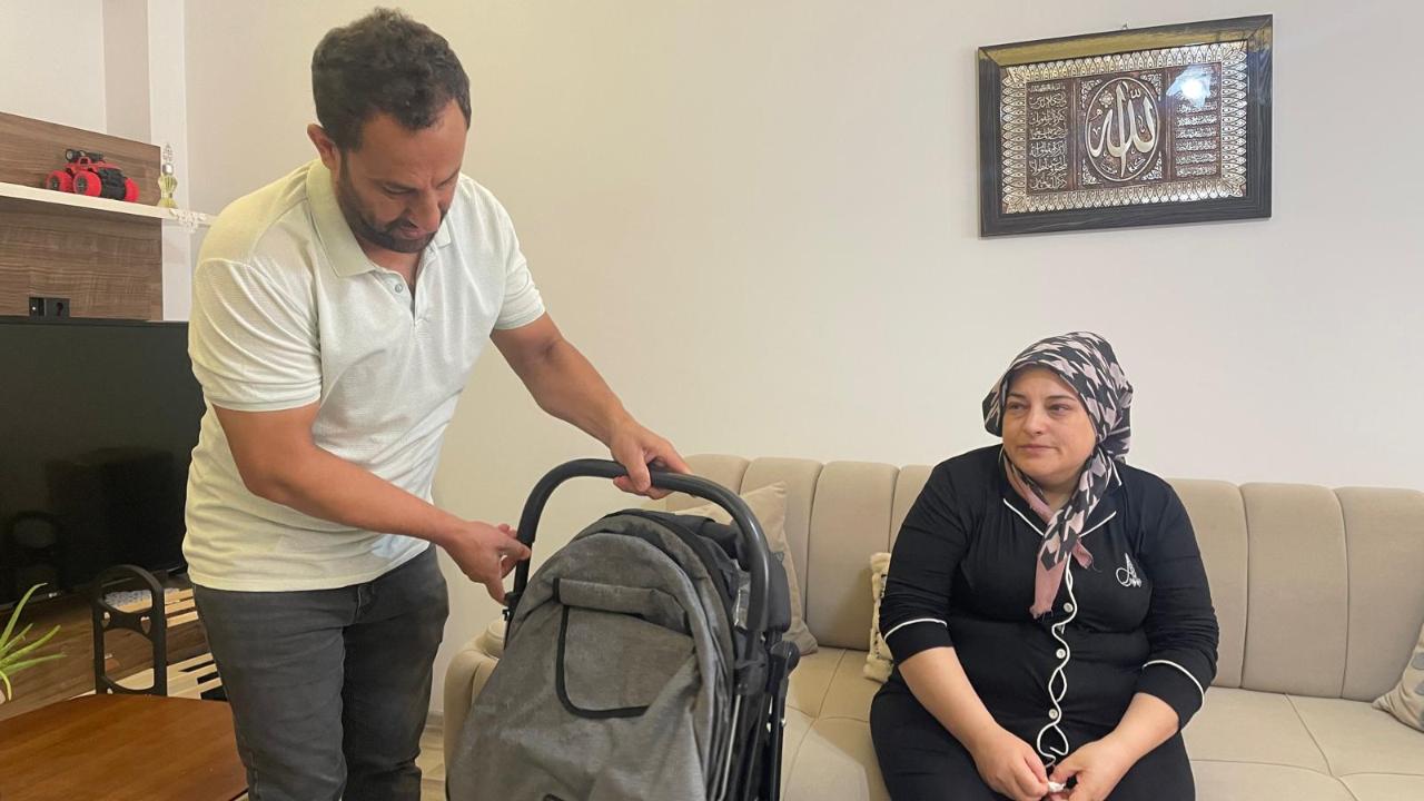 Bebeklerini kucaklarına alamadan mezara koydular