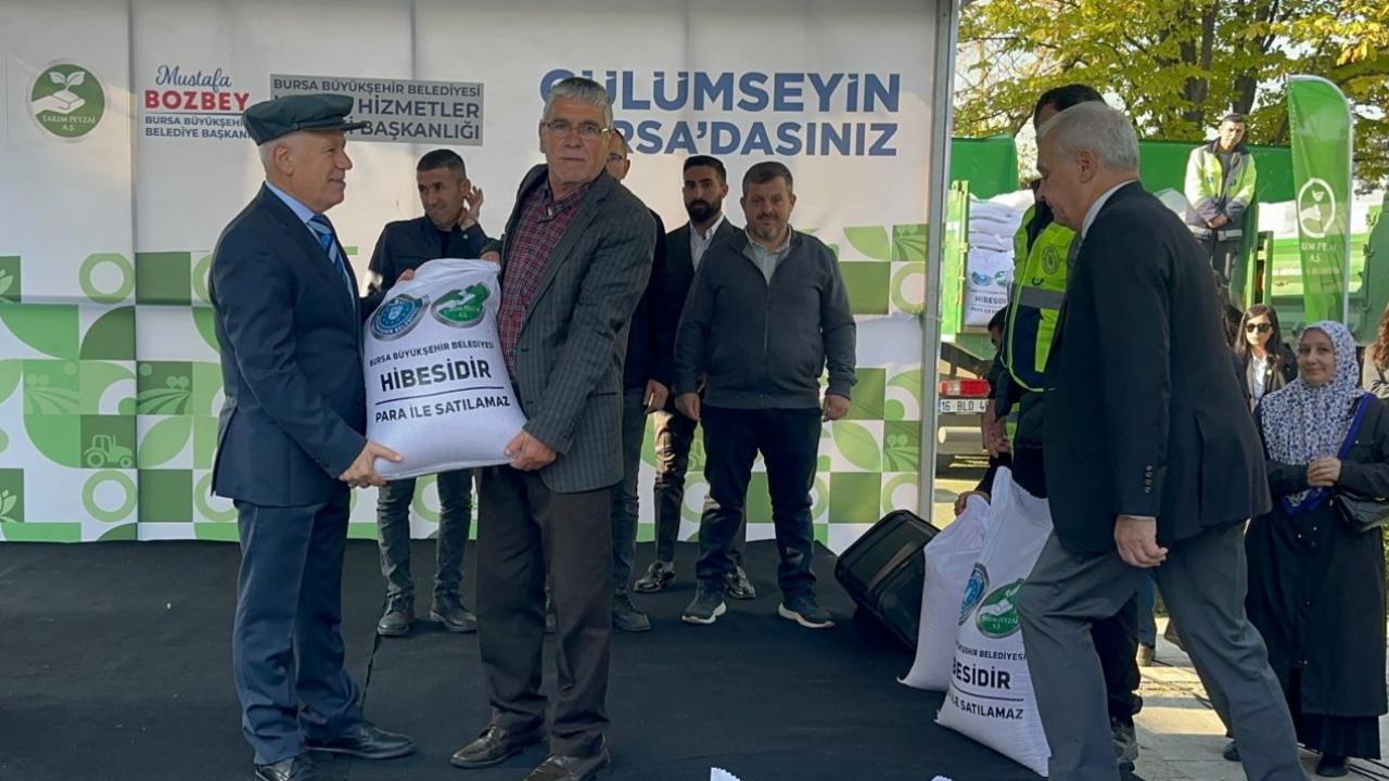 Bursa Büyükşehir&#039;den çiftçilere 47 ton buğday tohumu desteği