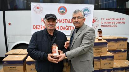 Kayseri'de besicilere geciken dezenfektan desteği