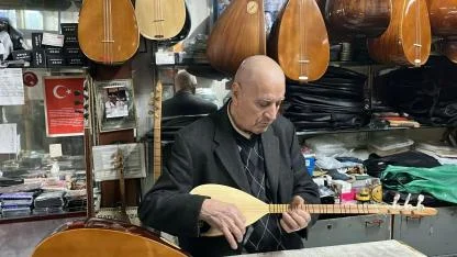 Edirne'de 70 yıldır sazın sesi: Ramadan Korkmaz