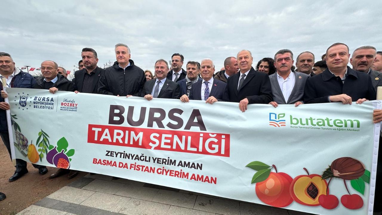 Mustafa Bozbey: Uludağ&#039;a 20 santim kar yağdı diye oynuyorlar