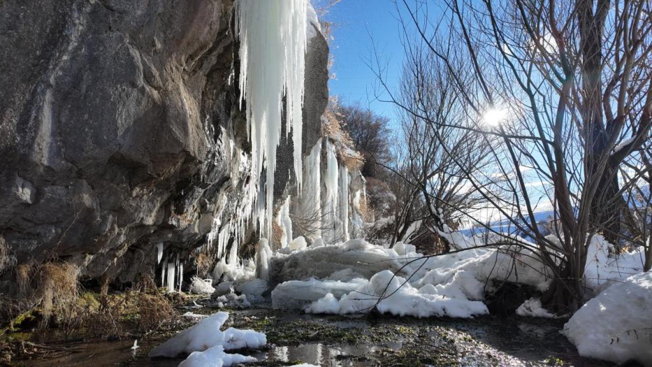 Koçköprü Kanyonu'nda metrelerce buz sarkıtları oluştu