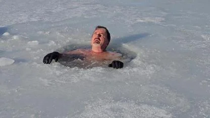 Uludağ'ın buz tutan göllerine girdiler