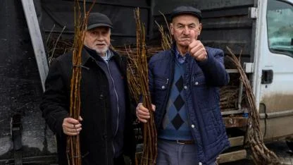 Bursa Büyükşehir'den çiftçilere tohum ve fidan desteği